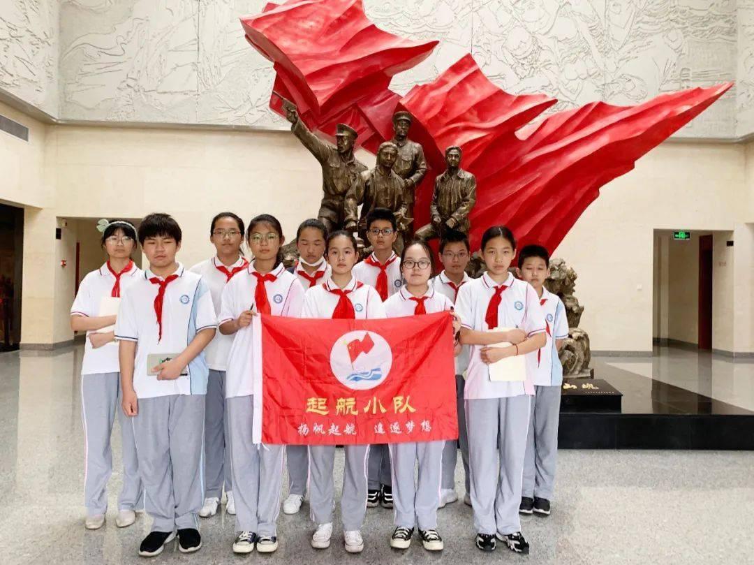 AJ1芝加哥Gmy Red是什么意思？